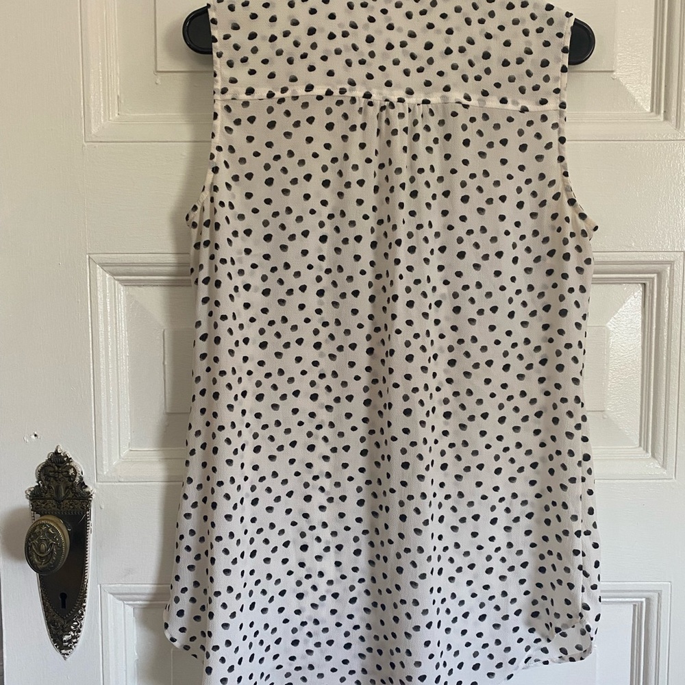 Merona Polka Dot Sleeveless Blouse - Picture 4 of 4